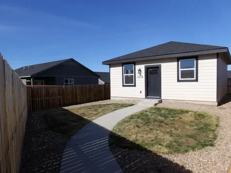 3236 NW Dogwood Avenue Redmond OR 97756
