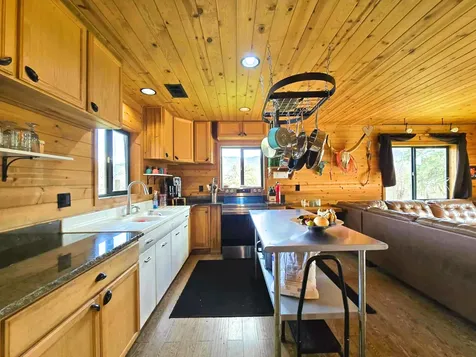 17275 Water Gap Road Williams OR 97544