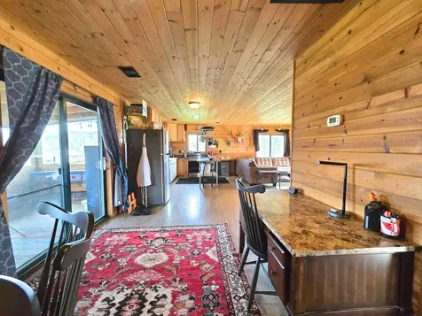 17275 Water Gap Road Williams OR 97544