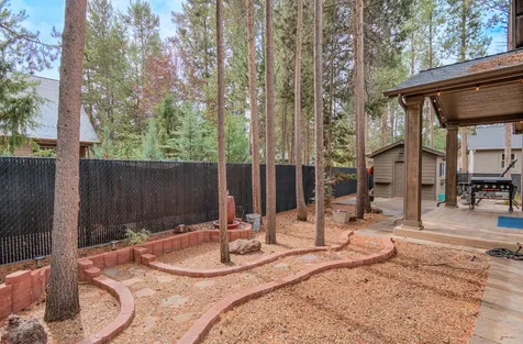 51868 Trapper George Lane La Pine OR 97739