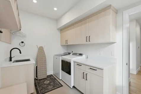 19170 Gateway Loop Bend OR 97702