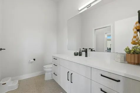 19170 Gateway Loop Bend OR 97702