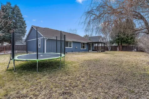 2237 SW Metolius Avenue Redmond OR 97756