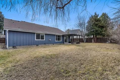 2237 SW Metolius Avenue Redmond OR 97756