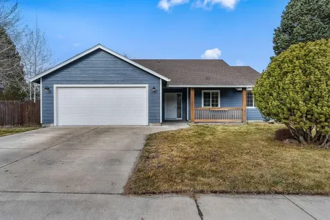 2237 SW Metolius Avenue Redmond OR 97756