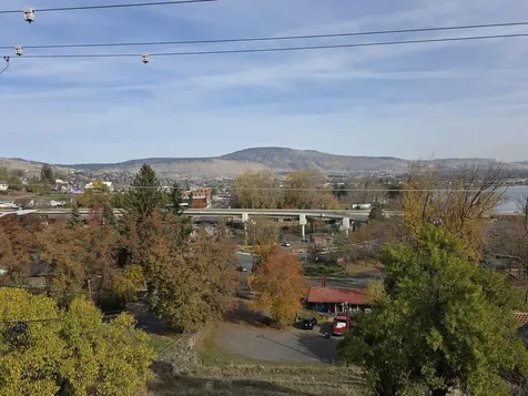 302 W Main Street Klamath Falls OR 97601