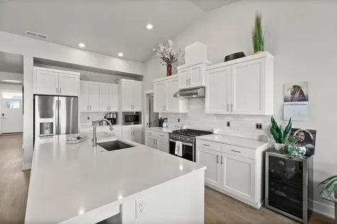 3843 NE Oakside Loop Bend OR 97701