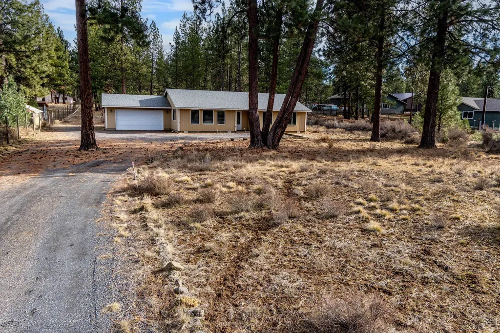 60196 Navajo Road Bend OR 97702