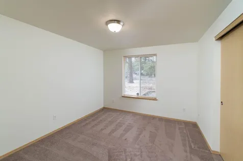 60196 Navajo Road Bend OR 97702