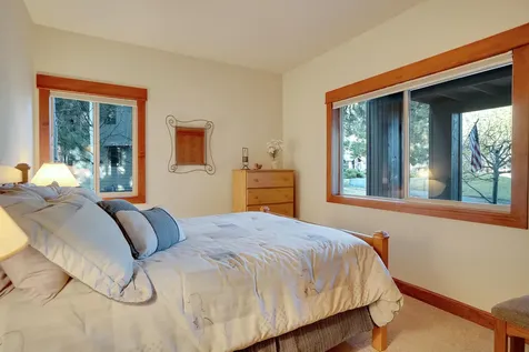 60786 Currant Way Bend OR 97702