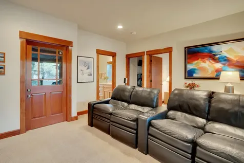 60786 Currant Way Bend OR 97702