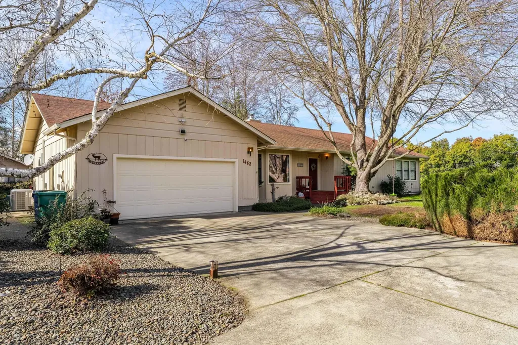 1462 Darneille Lane Grants Pass OR 97527