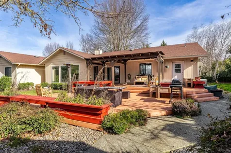 1462 Darneille Lane Grants Pass OR 97527