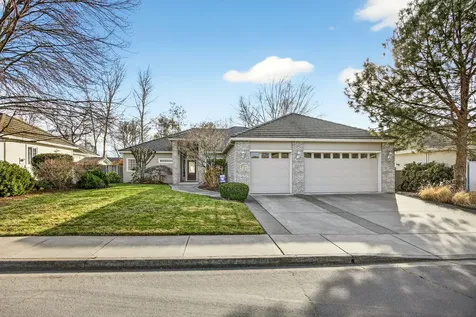 3388 Creek View Drive Medford OR 97504