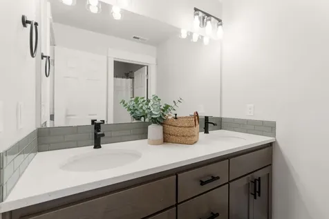 20608 Rolen Avenue Bend OR 97702