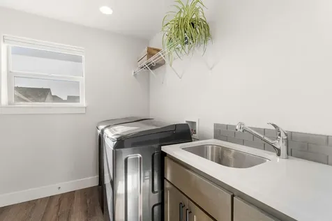 20608 Rolen Avenue Bend OR 97702