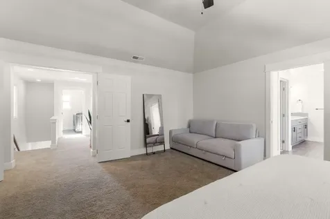 20608 Rolen Avenue Bend OR 97702