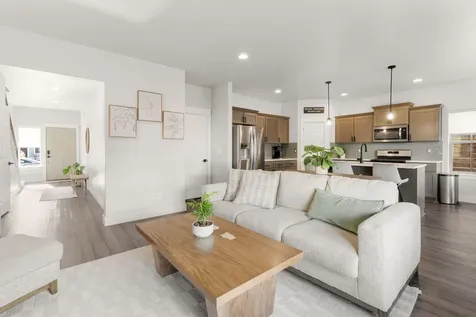 20608 Rolen Avenue Bend OR 97702
