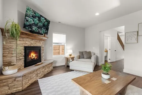 20608 Rolen Avenue Bend OR 97702