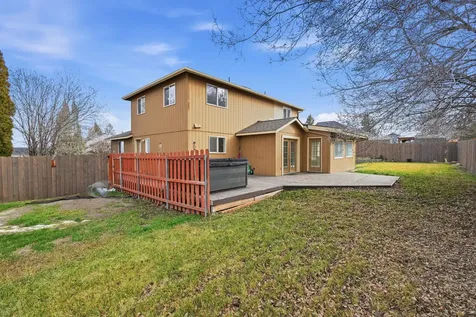 2917 SW 37th Court Redmond OR 97756