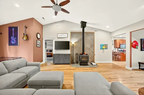 16 Portabello Way Eagle Point OR 97524
