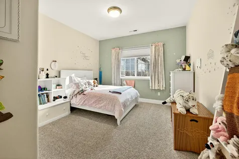 16 Portabello Way Eagle Point OR 97524