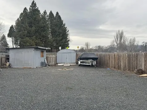 3267 Hope Street Klamath Falls OR 97603