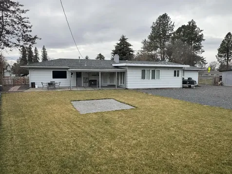 3267 Hope Street Klamath Falls OR 97603