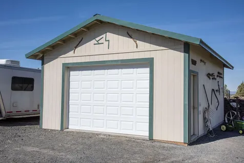 2441 SW Minson Road Powell Butte OR 97753