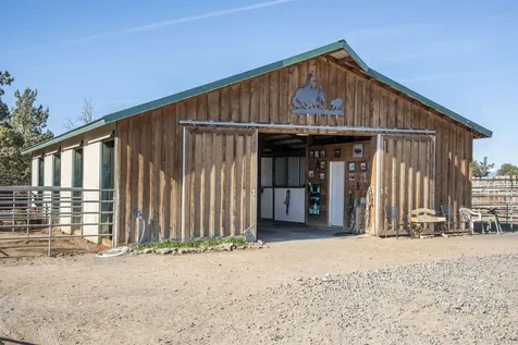 2441 SW Minson Road Powell Butte OR 97753
