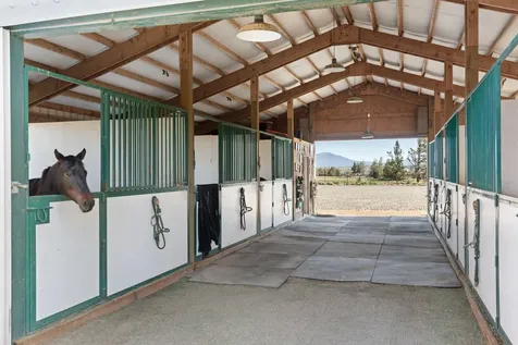 2441 SW Minson Road Powell Butte OR 97753