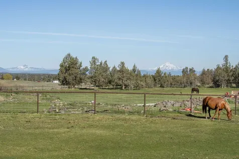 2441 SW Minson Road Powell Butte OR 97753