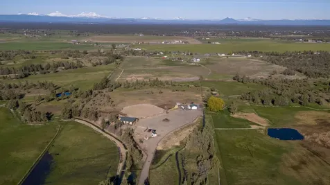 2441 SW Minson Road Powell Butte OR 97753