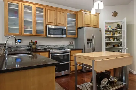 2526 NW Locke Court Bend OR 97703