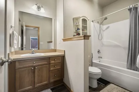 61210 Larkspur Loop Bend OR 97702