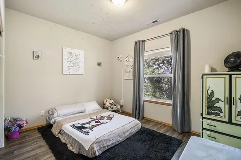 61210 Larkspur Loop Bend OR 97702