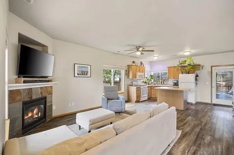 61210 Larkspur Loop Bend OR 97702