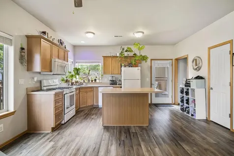 61210 Larkspur Loop Bend OR 97702
