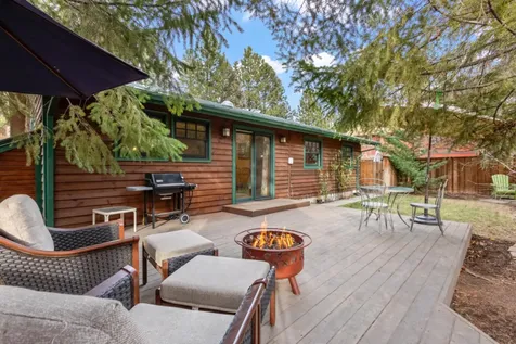 1817 SW Knoll Avenue Bend OR 97702