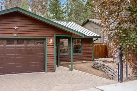 1817 SW Knoll Avenue Bend OR 97702