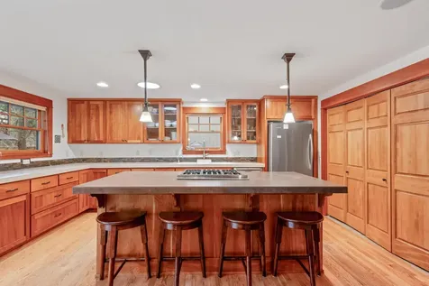 1817 SW Knoll Avenue Bend OR 97702