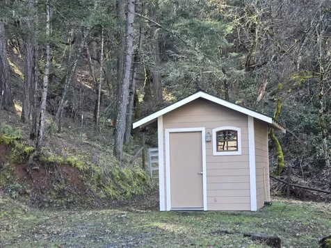 1682 Brown Road Applegate OR 97530