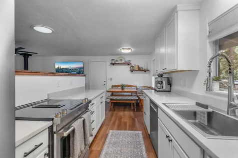 60140 Agate Road Bend OR 97702
