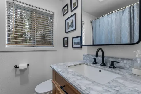 60140 Agate Road Bend OR 97702