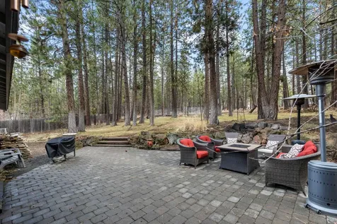 60140 Agate Road Bend OR 97702