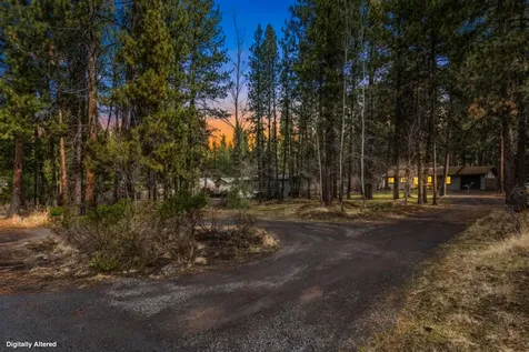 60140 Agate Road Bend OR 97702