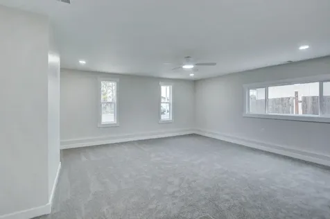 1418 Coquette Street Medford OR 97504