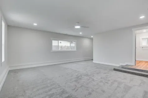 1418 Coquette Street Medford OR 97504