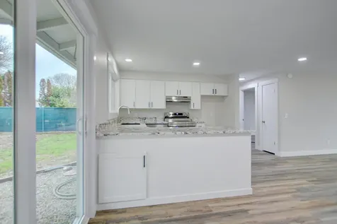 1418 Coquette Street Medford OR 97504