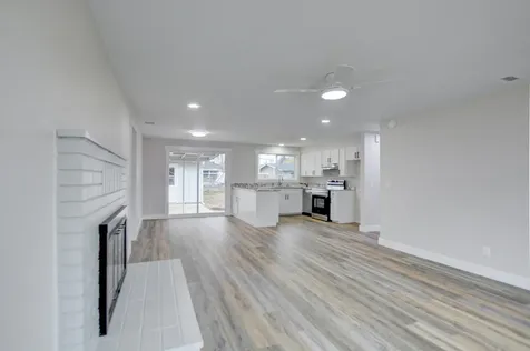 1418 Coquette Street Medford OR 97504